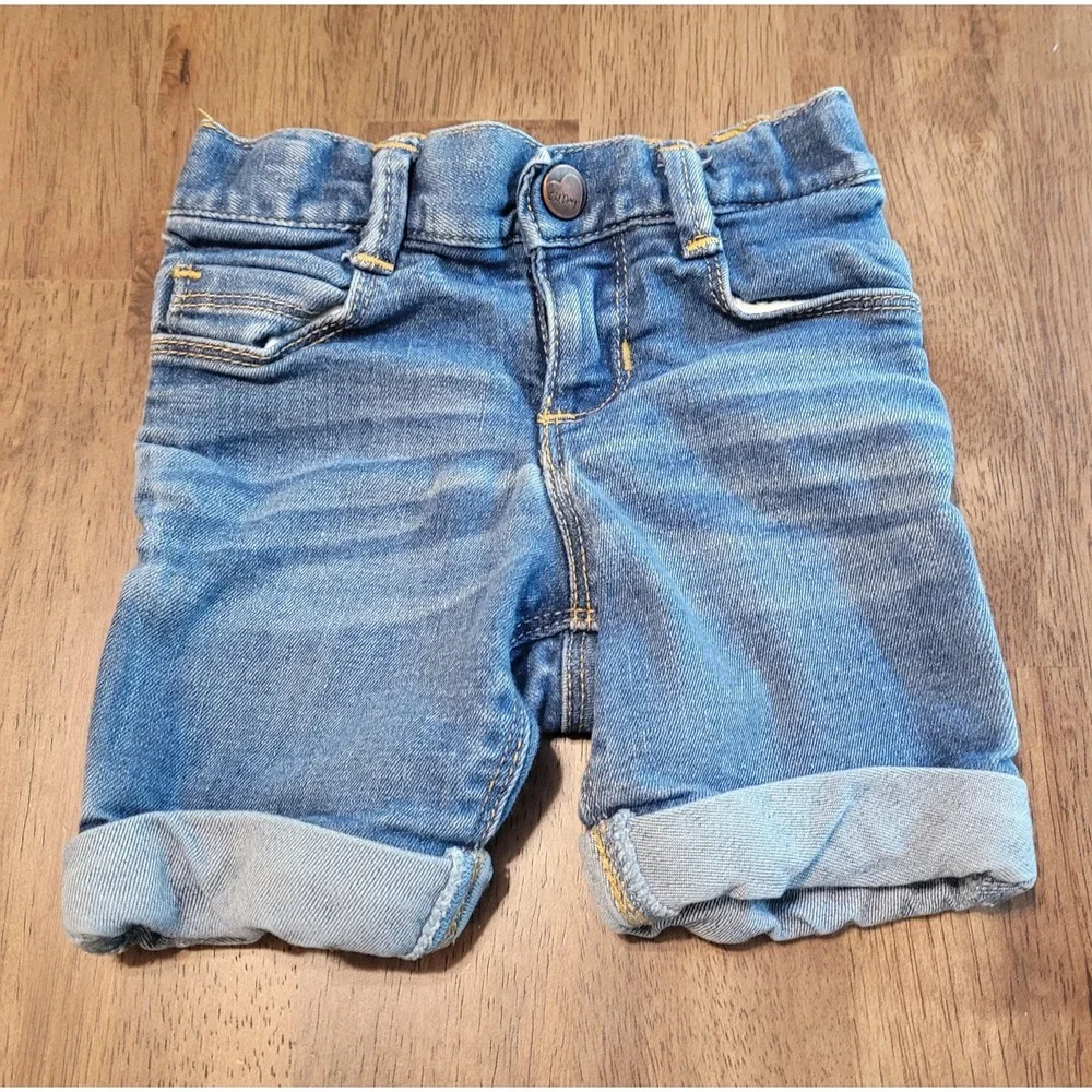 Old Navy Boys toddler adjustable jeans shorts size 2T Light Wash